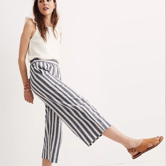 Madewell Pants - Madewell Huston Pull-On Crop Pants in Stripe